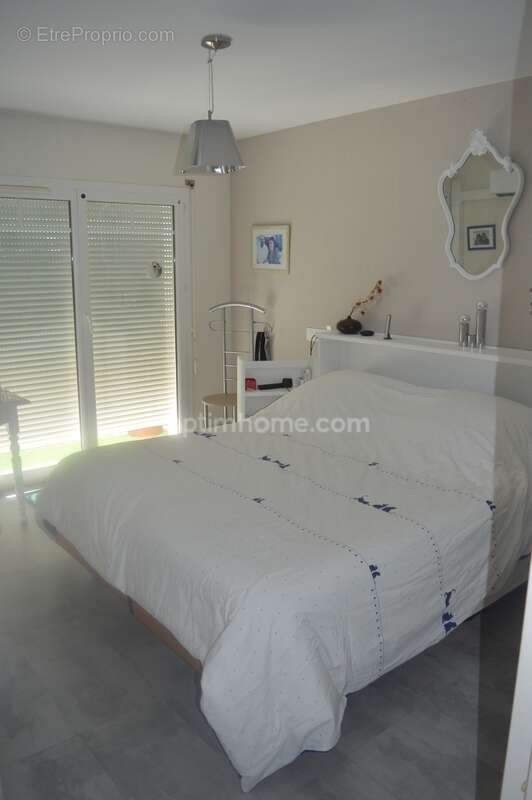 Appartement à vendre 4 pièces GUJAN MESTRAS (33) - photo 5