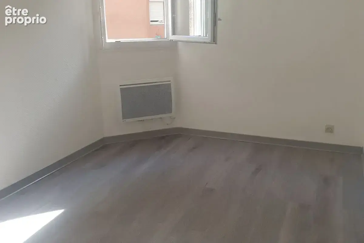 Rare à la vente T5 spacieux en duplex de 101m² et son jardin de 80m² dans environnement verdoyant - photo 5