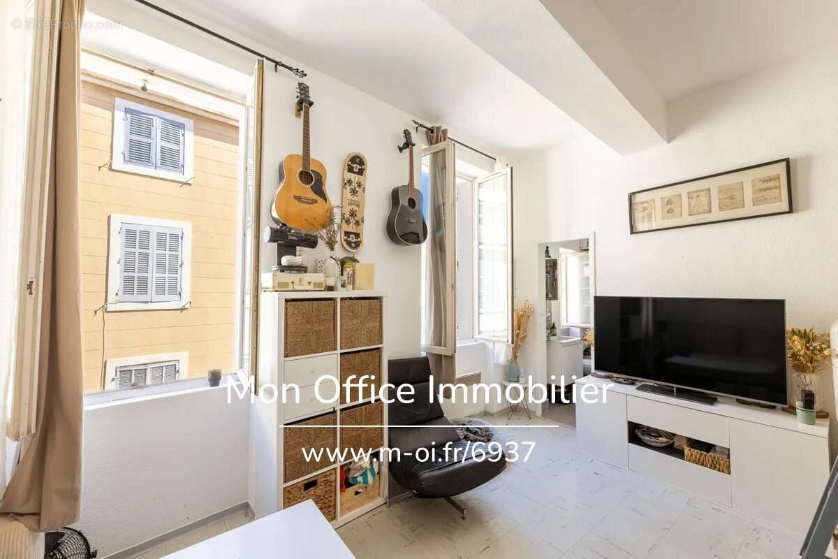 Appartement à MARSEILLE-1E