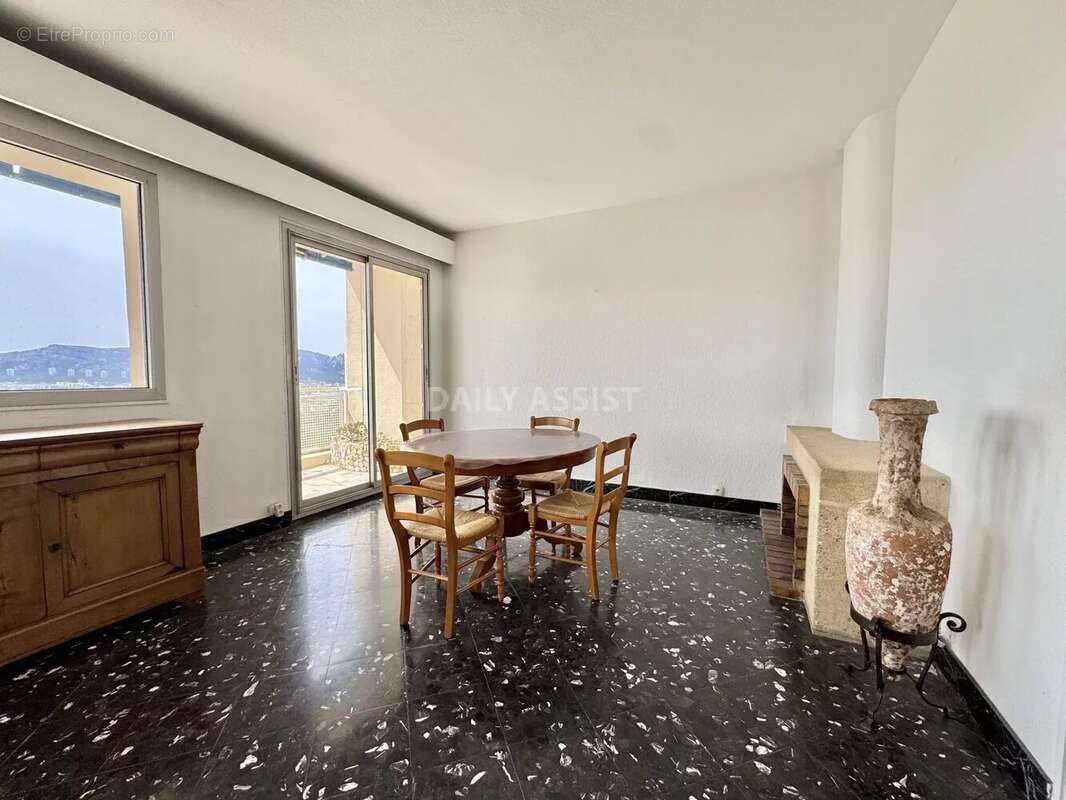 Appartement à MARSEILLE-8E