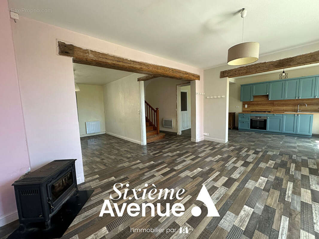 Maison à vendre de type 5 pièces à  Etoges 164.38 m2 - photo 4