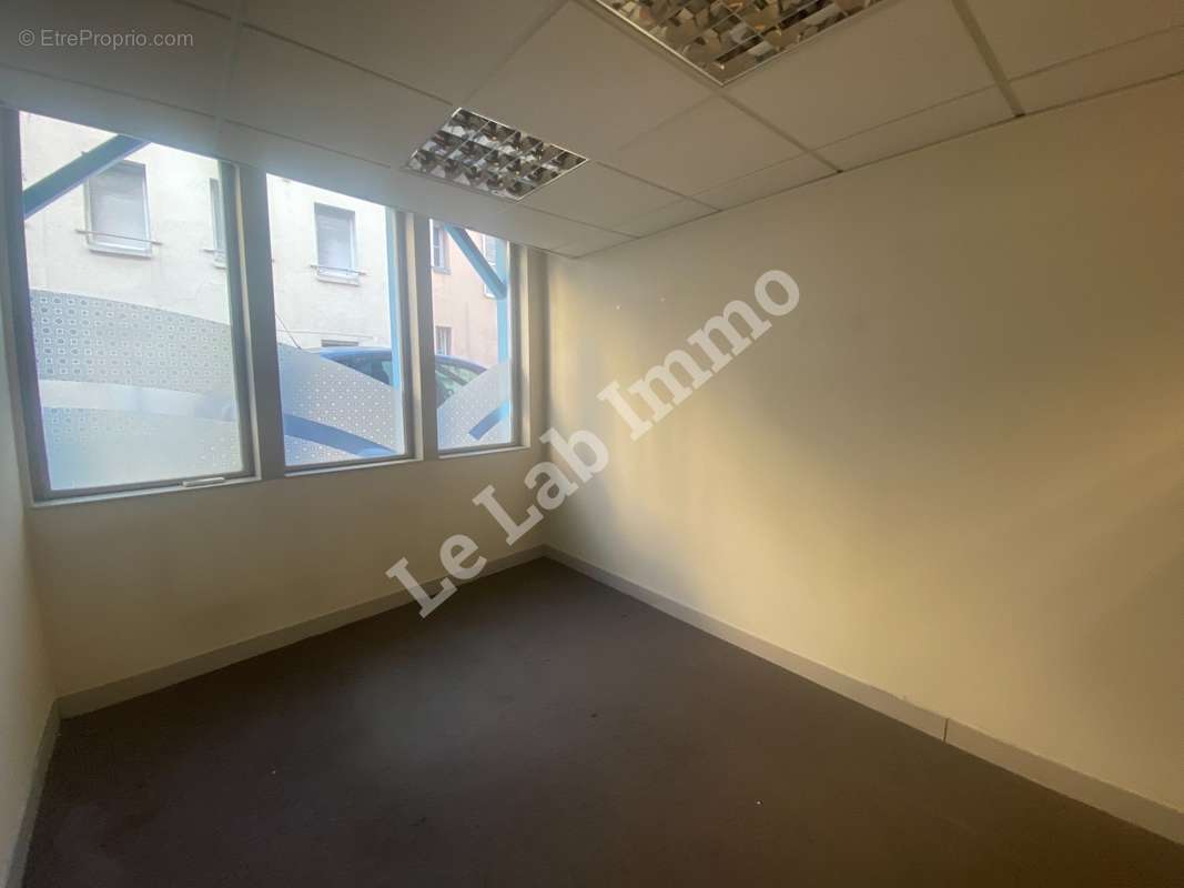 Commerce à HARFLEUR