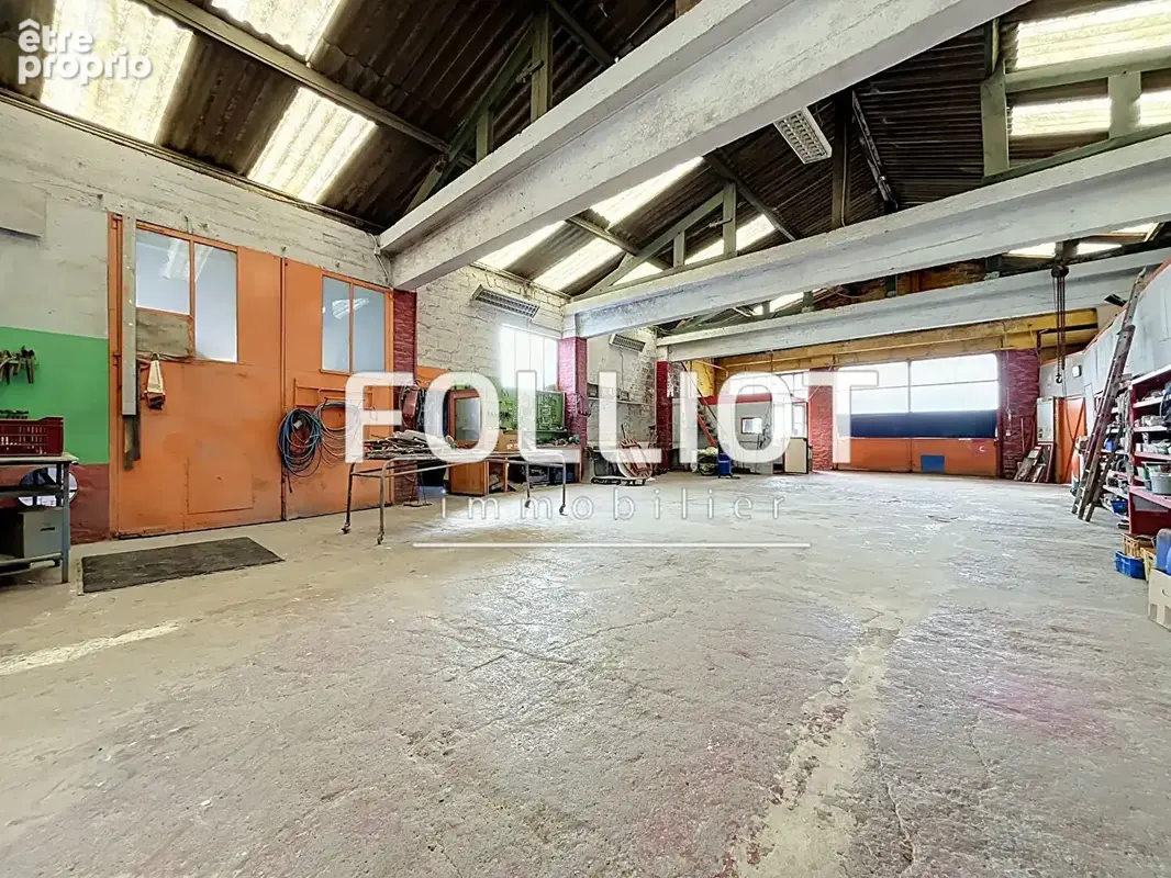 A VENDRE, Maison 4 pièce(s) 105 m2 + batiment de 360m2 - photo 16