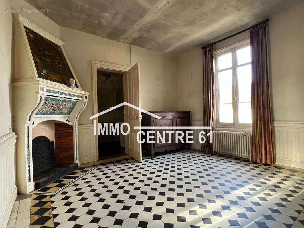 Maison à LA FERTE-MACE