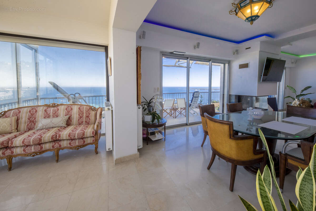 Beau duplex vue mer à cannes  3 254 400 € - photo 14