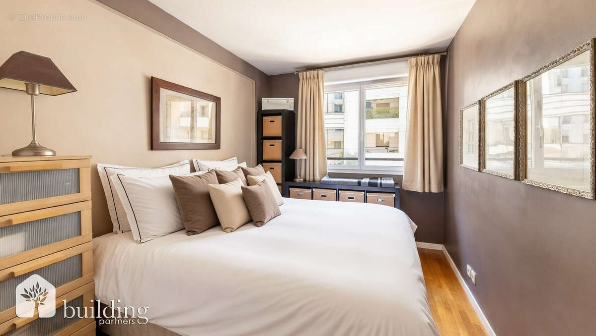 Appartement à LEVALLOIS-PERRET