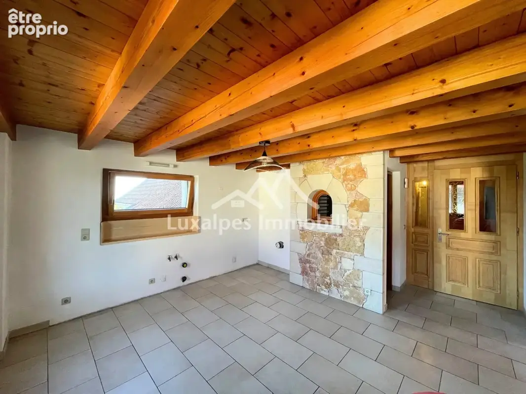 Maison 6 pièces 338 m² à vendre à Feigeres (74160) - photo 2