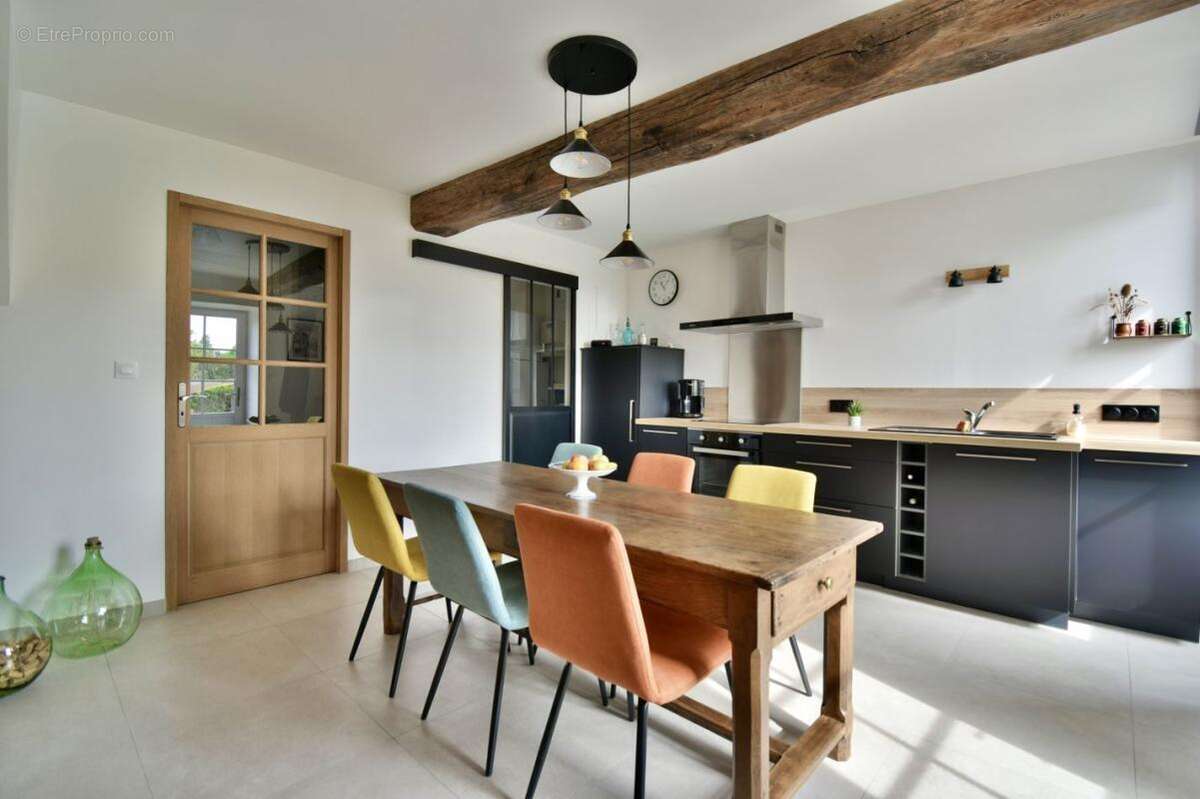 Maison à TREMENTINES