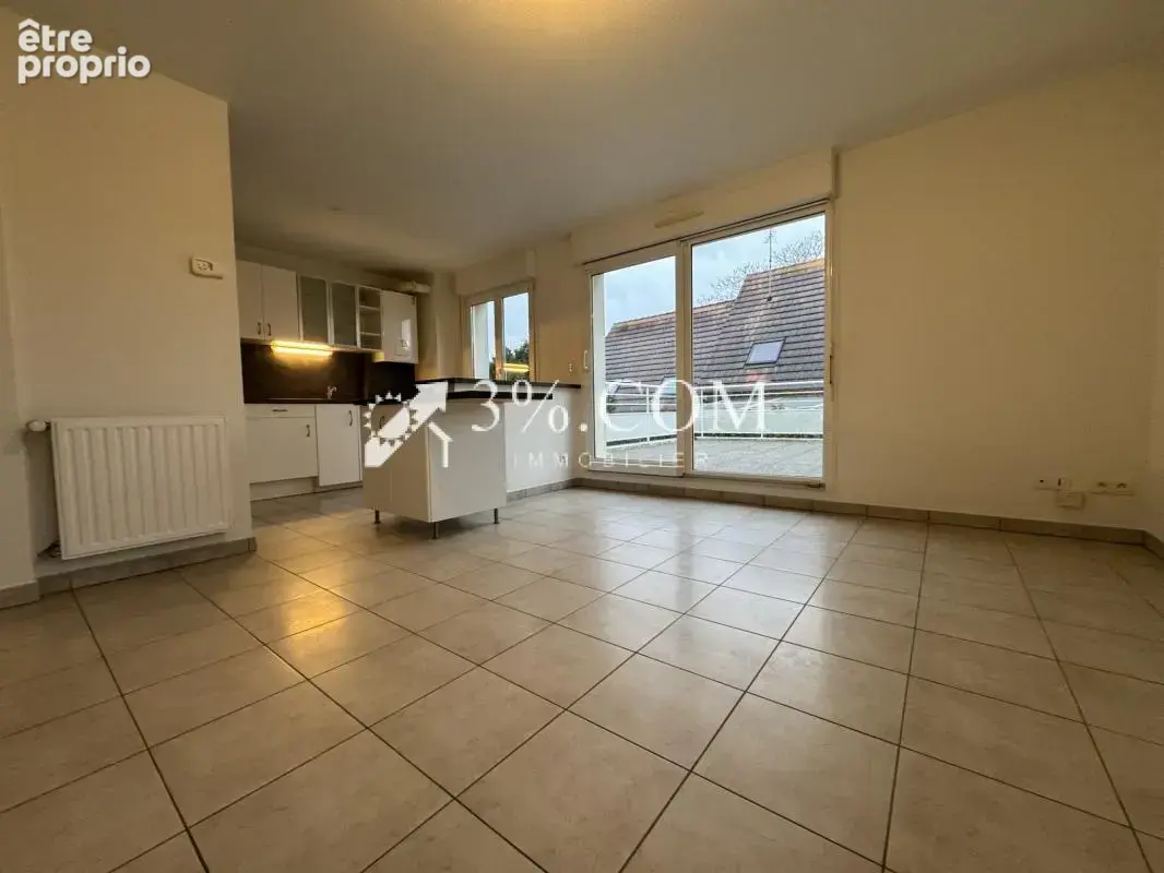 3%COM Beau F4 avec grande terrasse- garage - cave - photo 4