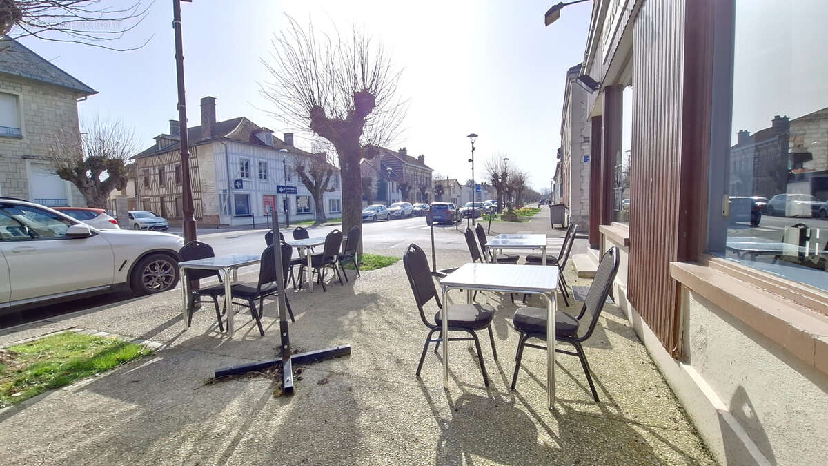 Commerce à ARCIS-SUR-AUBE