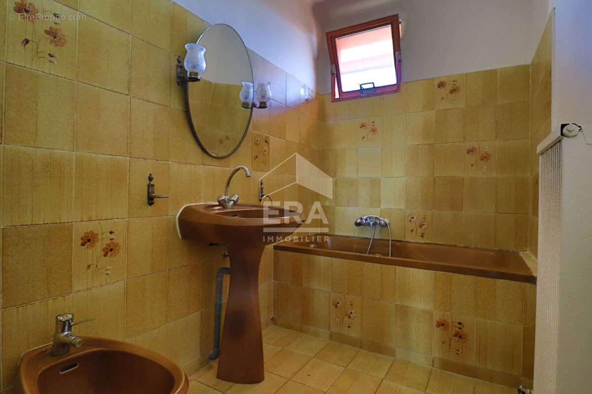 Appartement à MARSEILLE-10E