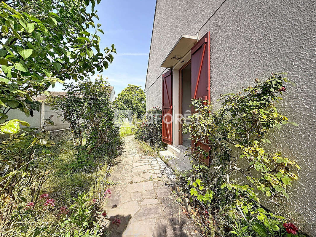 Laforêt Luzarches - Maison Seugy 5 pièce(s) 100 m2 - photo 2