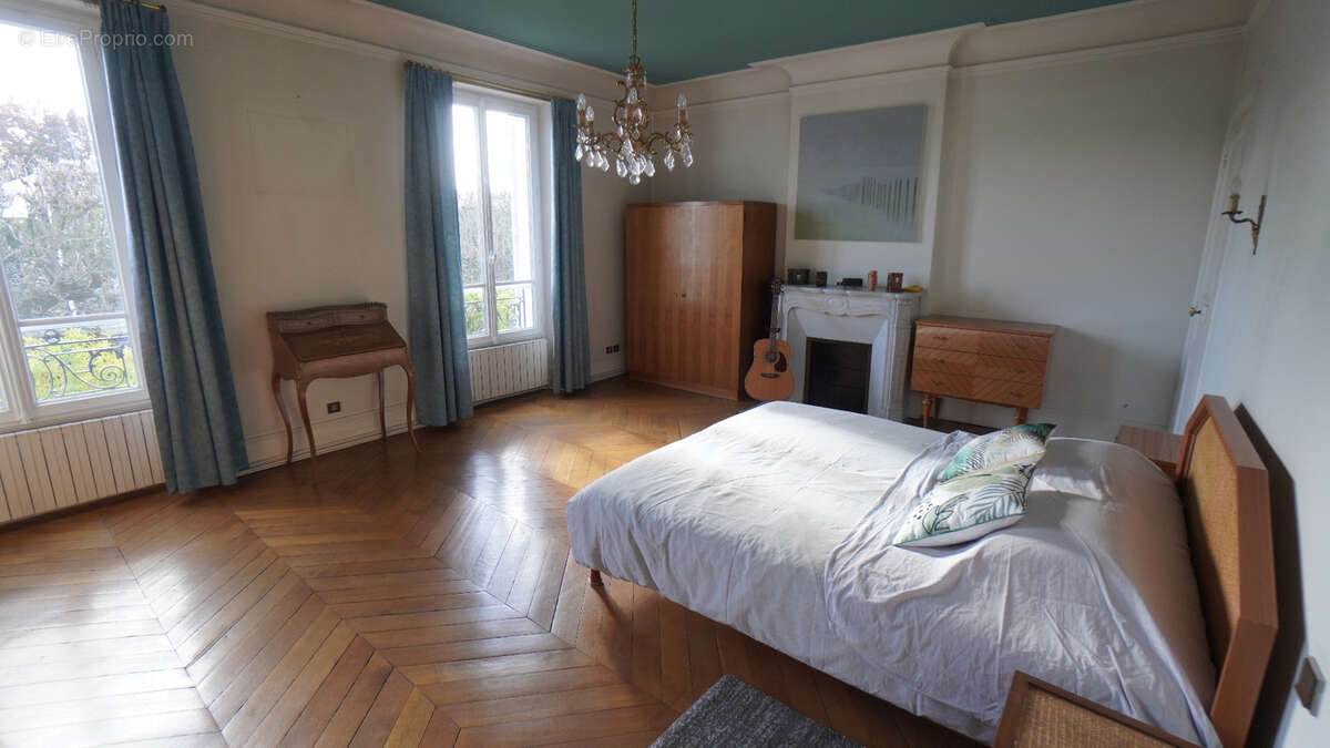 Maison à vendre 10 pièces ARGENTEUIL (95) - photo 6