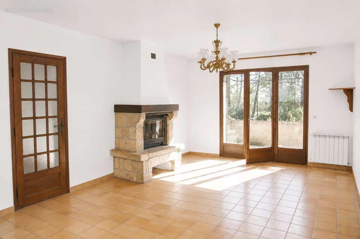 Maison à VILLECROZE
