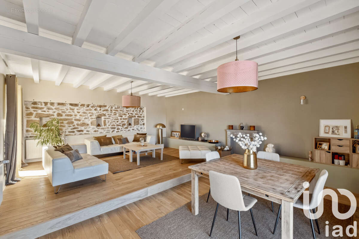 Photo 8 - Maison à SOUCIEU-EN-JARREST