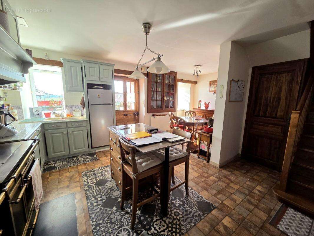 Maison à SAUVETERRE-DE-ROUERGUE