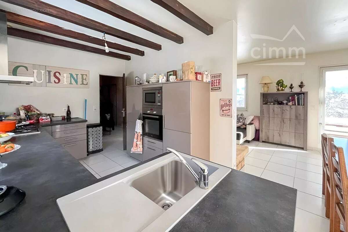 Maison à LA TERRASSE