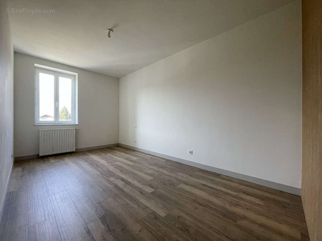 Appartement à VILLARD-BONNOT