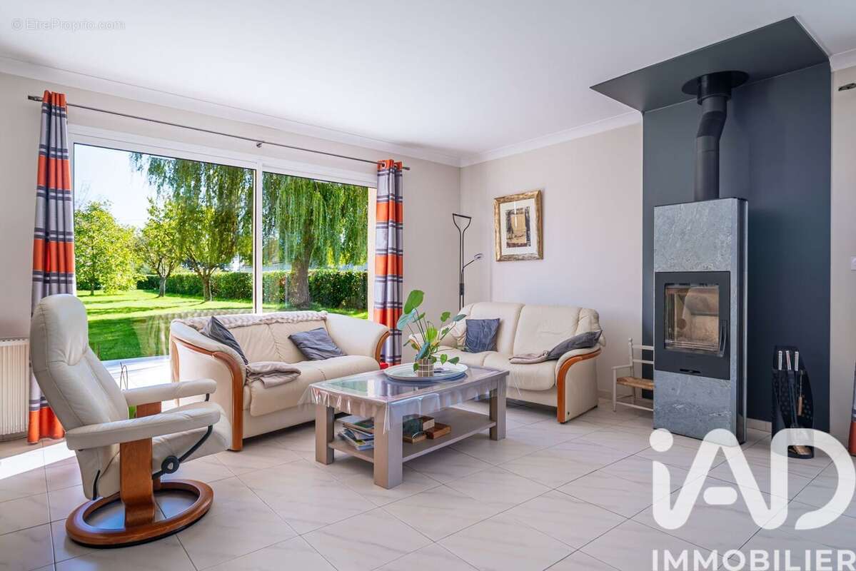 Photo 3 - Maison à ROUILLON