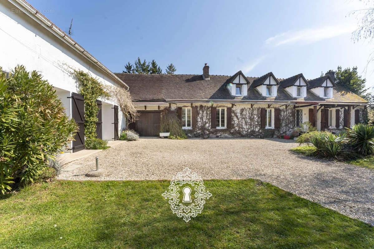 Maison à PERCENEIGE