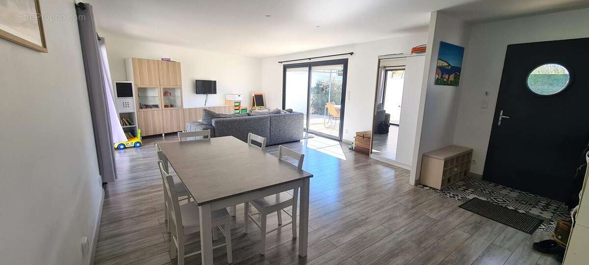 Maison à LE GUE-D'ALLERE