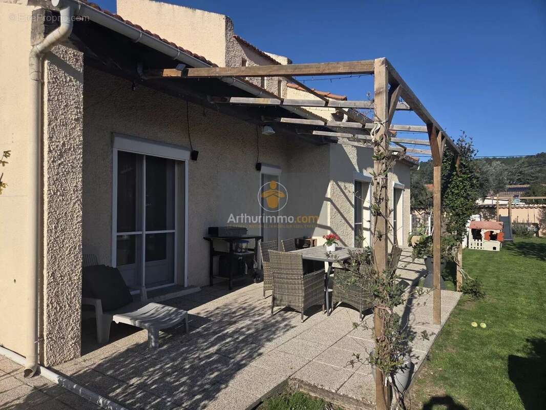 Maison à BOLLENE