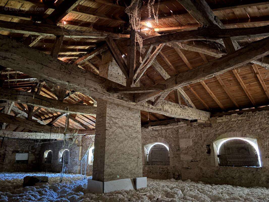 Maison à LAMOTHE-LANDERRON