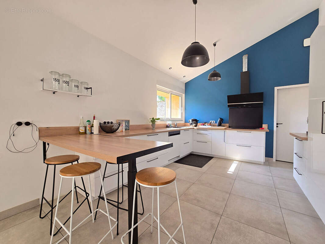 Maison à SAINT-XANDRE