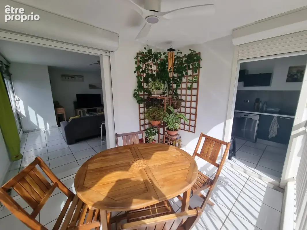 Appartement t4 au bourg de petit bourg - photo 5