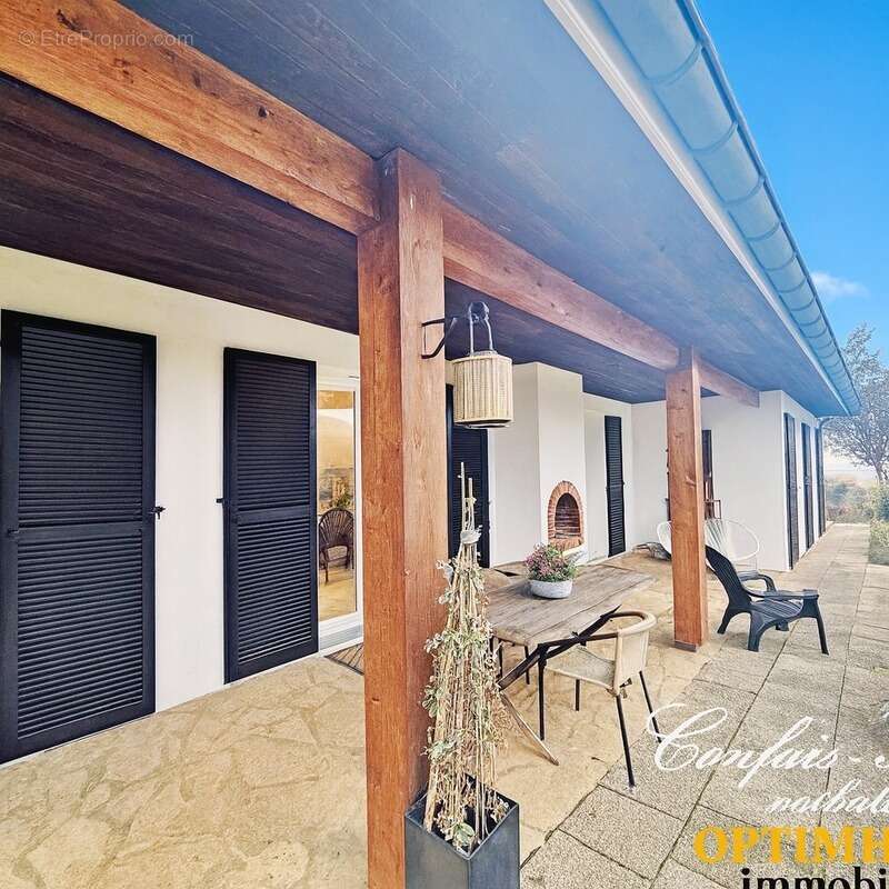 Maison à MISEREY-SALINES