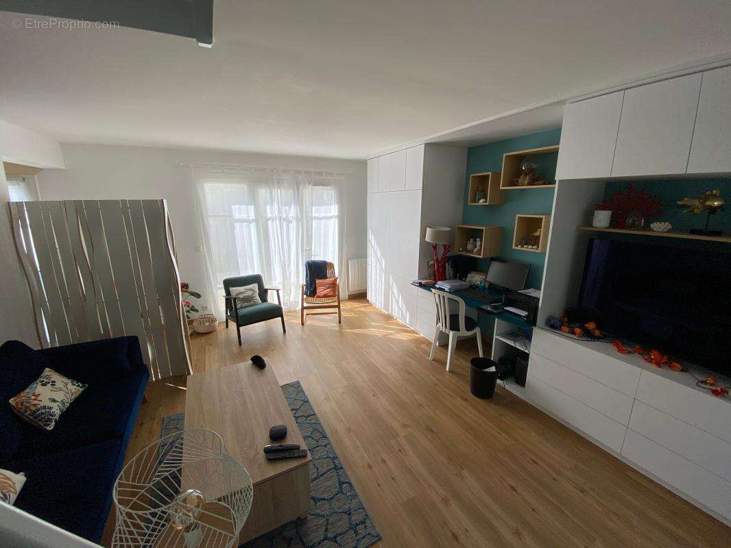 Maison à LES MATHES