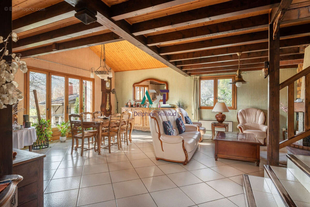 Maison à CLAIX