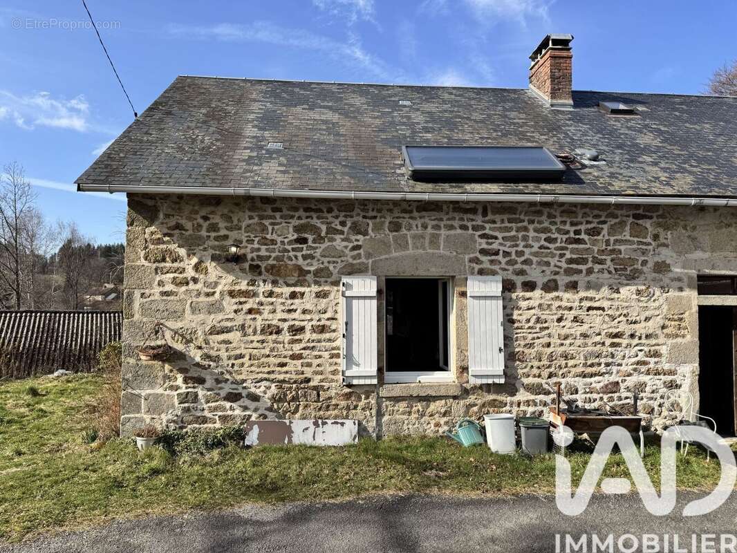Maison 116 m² à Domps  - photo 2