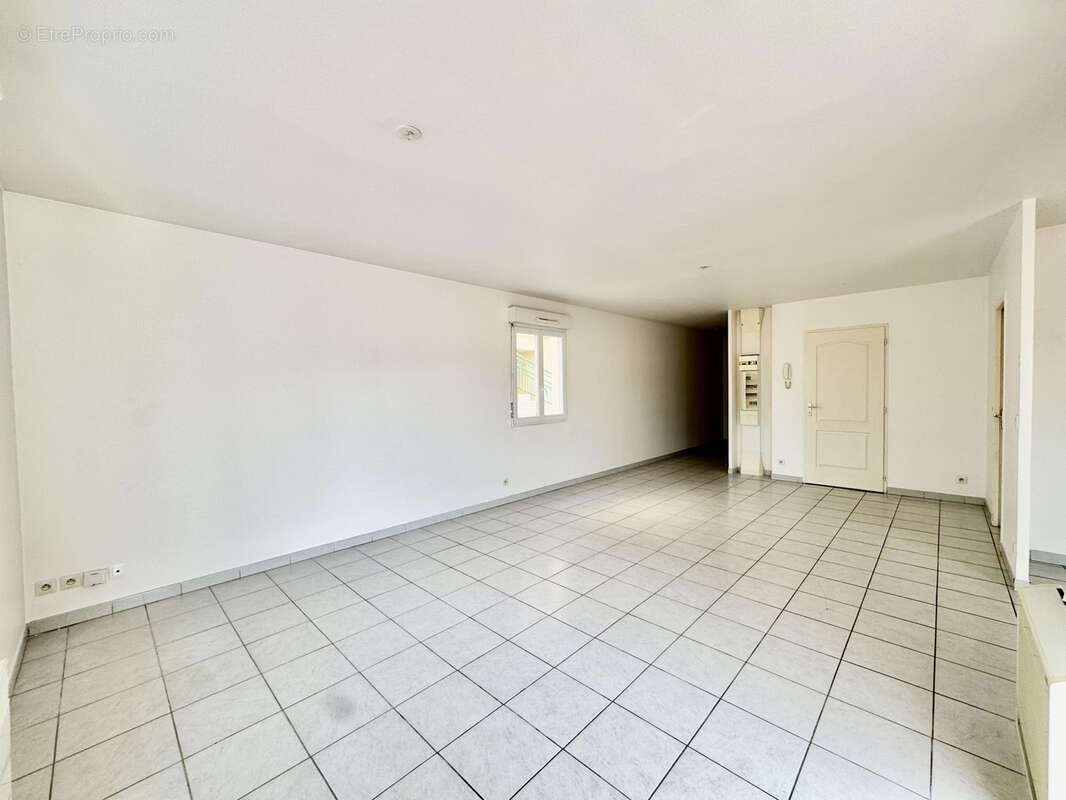 Appartement à BOURGOIN-JALLIEU