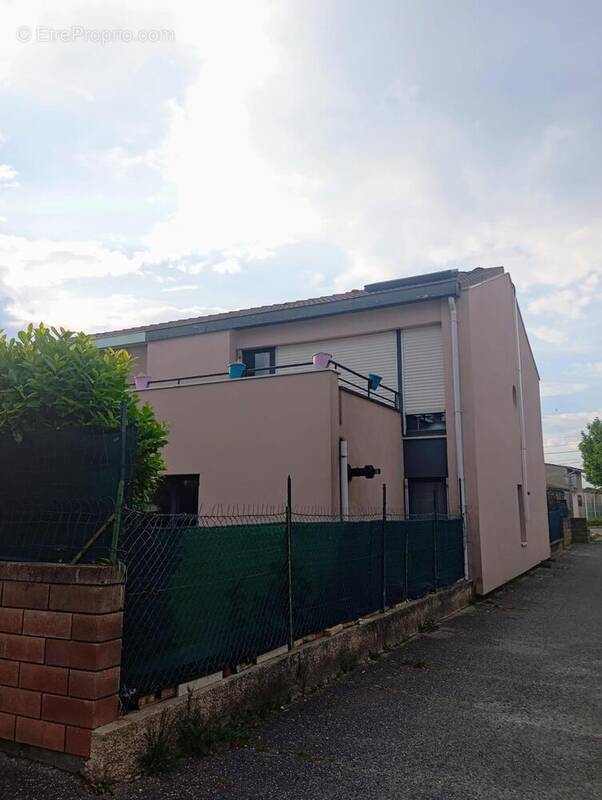 Photo 1 - Maison à ROMANS-SUR-ISERE