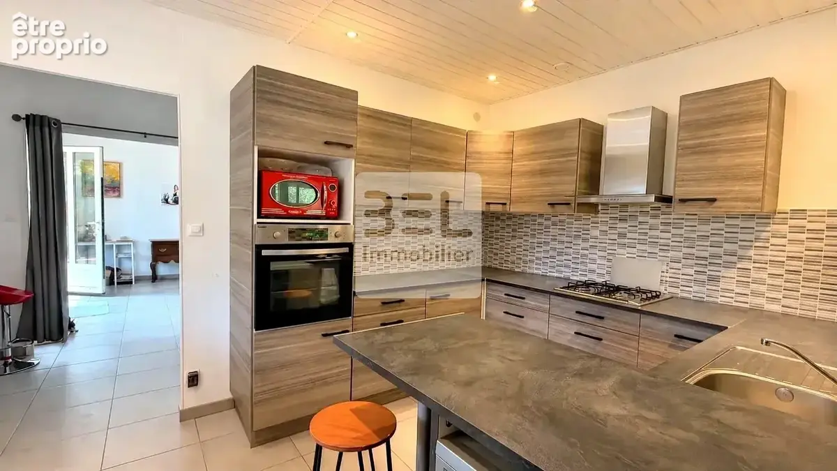 Maison de plain pied sur les hauteurs - photo 4