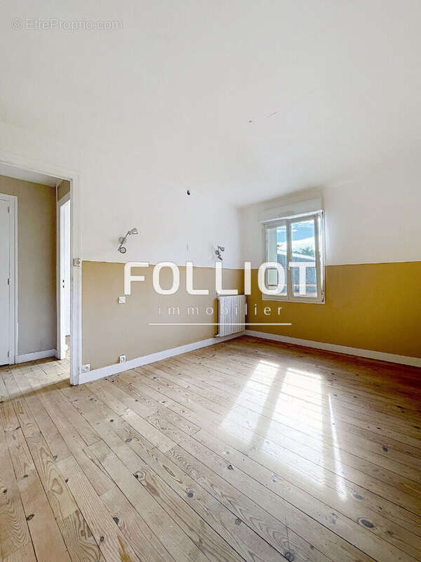 Maison à AUNAY-SUR-ODON