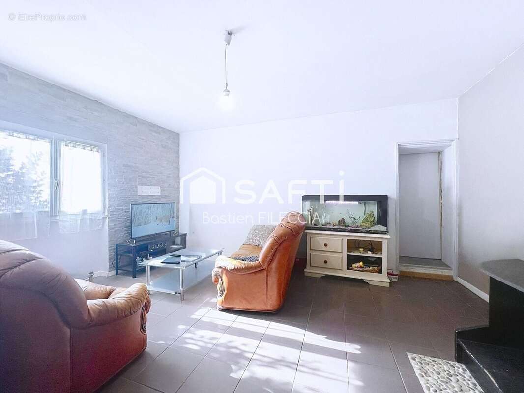 Photo 4 - Maison à CARBONNE