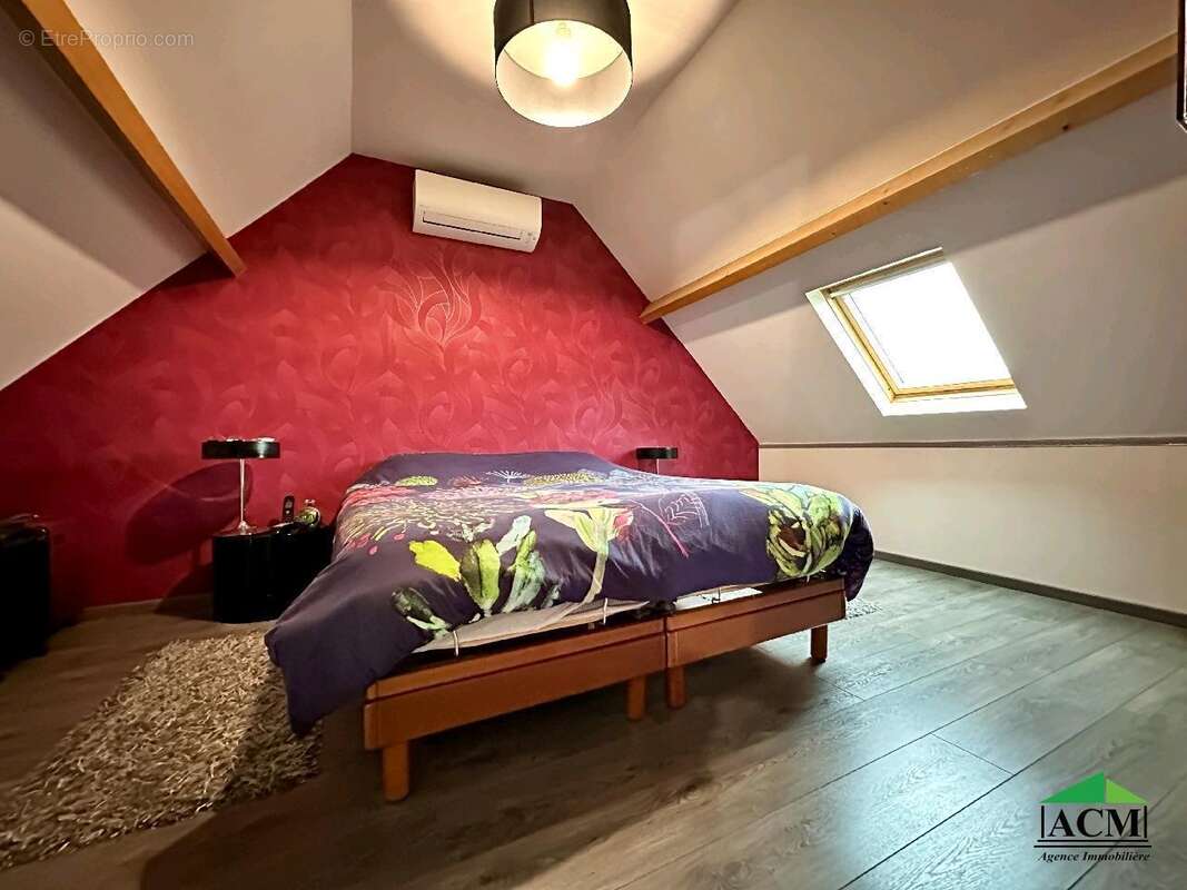 Maison à MERY-SUR-OISE