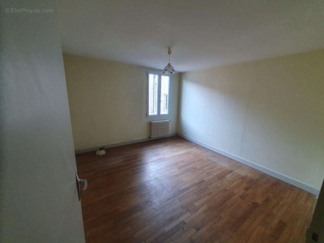 Maison à LA BACHELLERIE