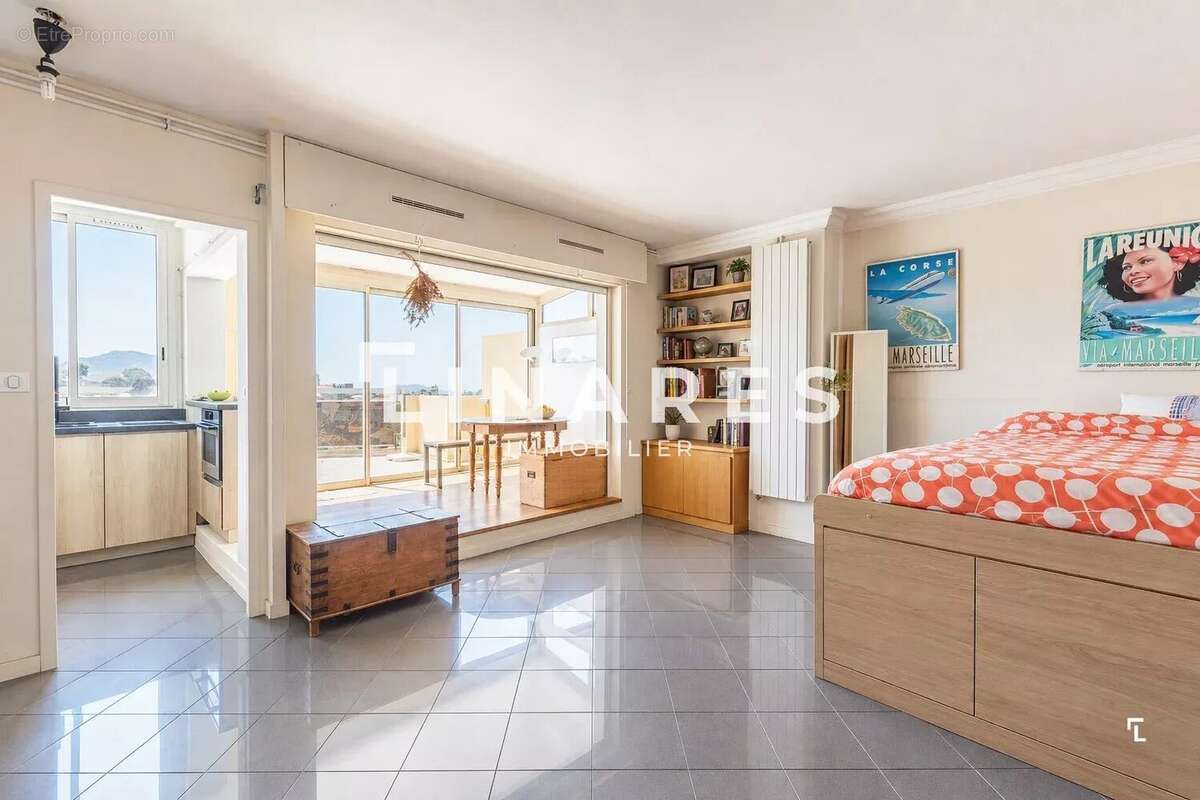 Appartement à MARSEILLE-7E