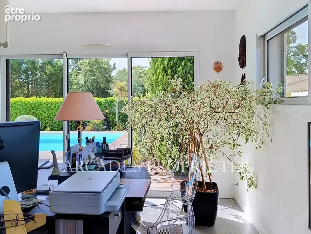 Très belle villa contemporaine de plain-pied – Prestations de qualité – Environnement privilégié - photo 12