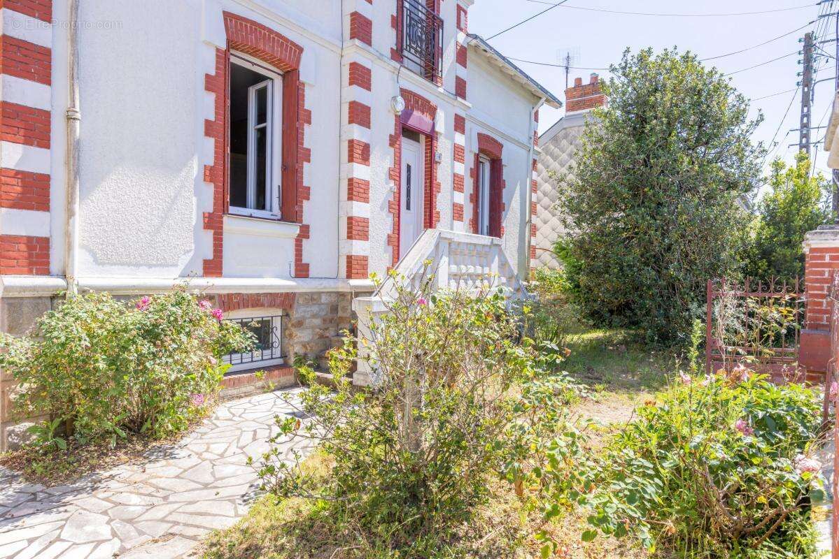 Maison à LA MONTAGNE