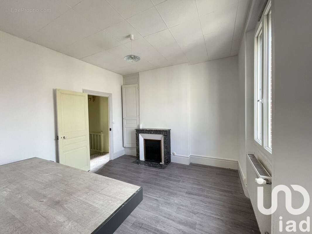 Photo 3 - Appartement à ROMILLY-SUR-SEINE