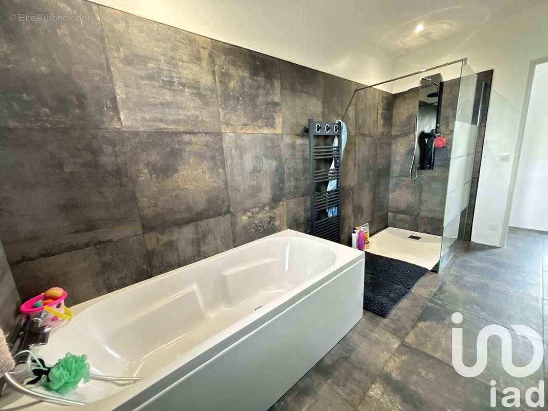 Photo 7 - Maison à PRADES-SUR-VERNAZOBRE