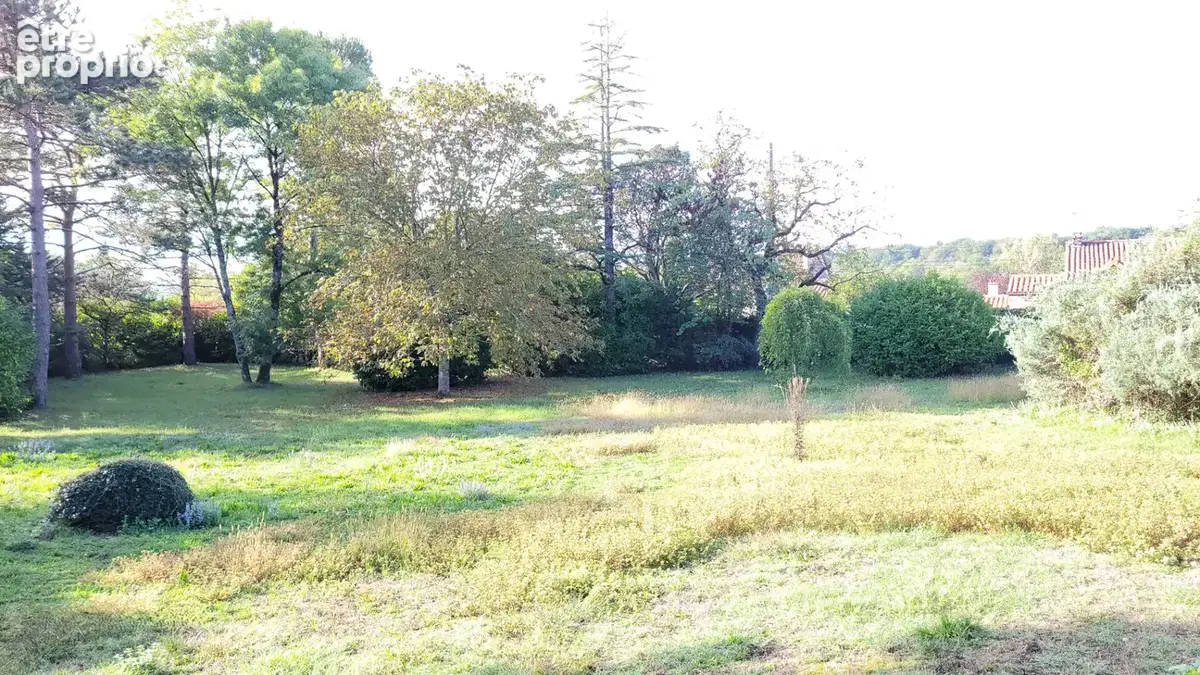 Propriété de caractère avec grand jardin privatif, à seulement 5 minutes  de Villefranche de Rouergue. - photo 26