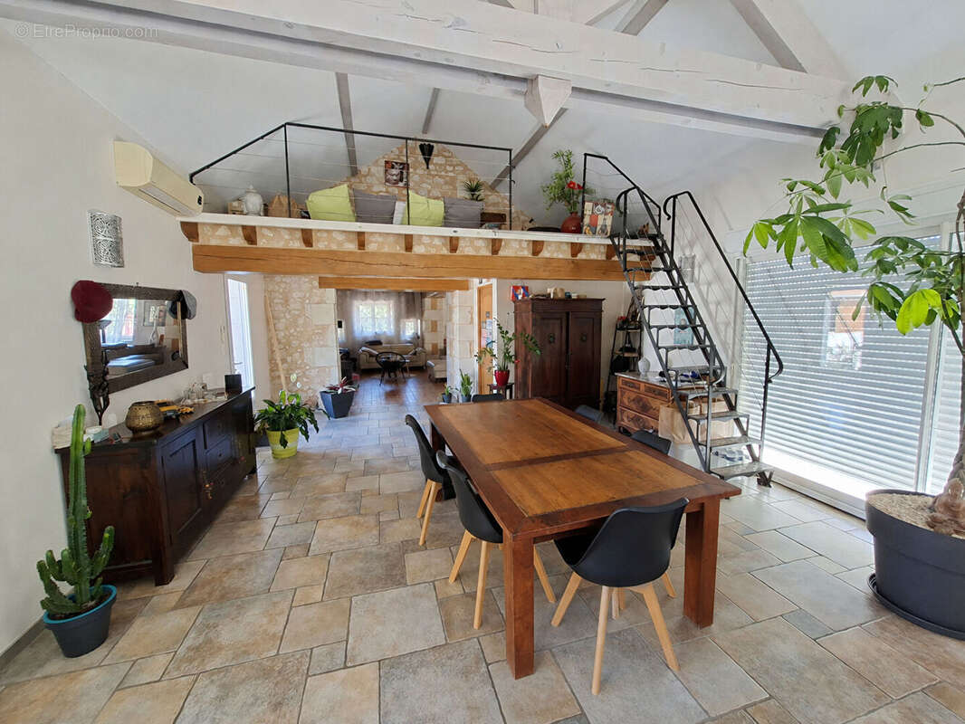 Maison 210m² à antogny-le-tillac - photo 6