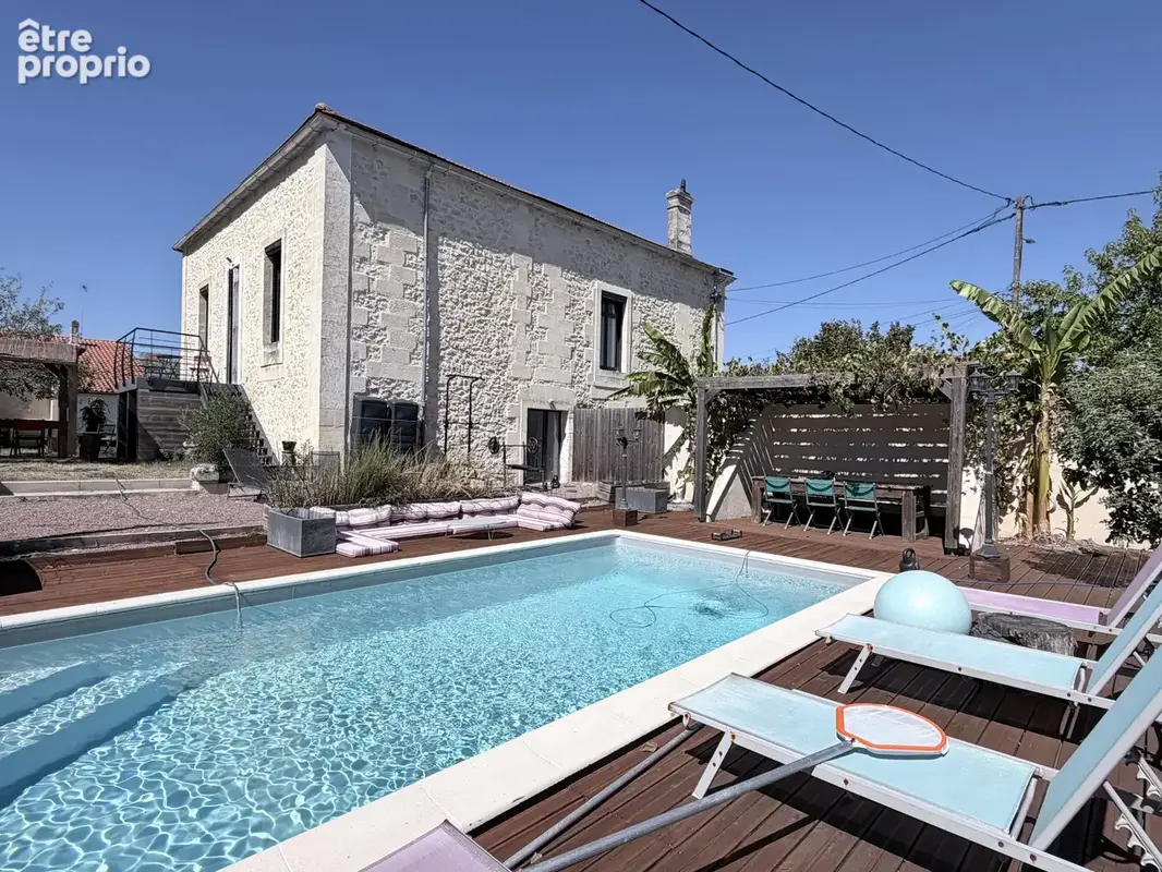 Maison à VIRELADE