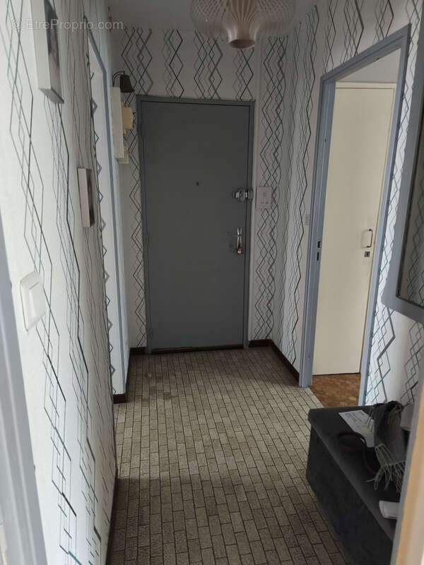 Appartement à SAINT-YRIEIX-LA-PERCHE