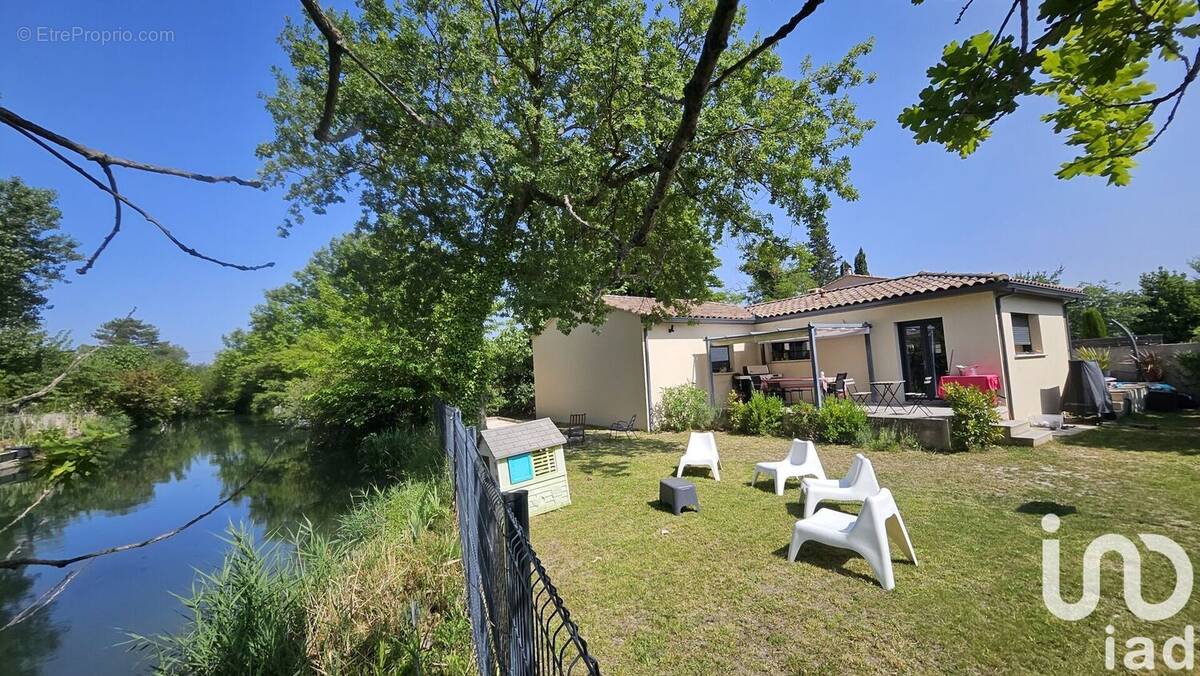 Photo 1 - Maison à SAINT-SATURNIN-LES-AVIGNON